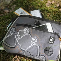 hall-maiusekott-1.jpg Hall maiusekott vöörihma ning klambriga