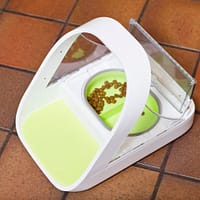 Mikrokiibilugejaga automaatne sööginõu