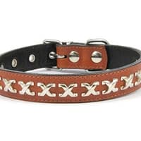 naturaalsest-nahast-kaelarihm-1.jpg Kahekordsest musta värvi naturaalsest nahast X neetidega kaelarihm pikkusega  40 cm.