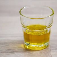 õli Raviõli karvale ja nahale 950 ml. ( ei sisalda kalaõli!)