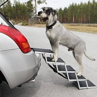 trepp8 Alumiiniumkarkassil trepp kandevõimega kuni 90 kg., kõrgus trepil 45-59 cm.