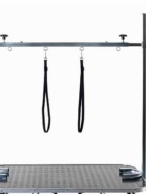 statiiv1 Kahe jalaga statiiv trimmimislaua külge