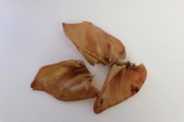 Tessa kuivatatud seakõrvad koertele 2 tk. ( Eesti toode!)