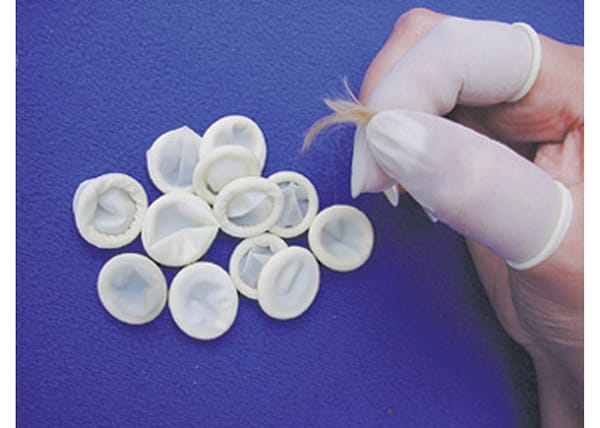 Lateksist näpuotsad 100 tk.