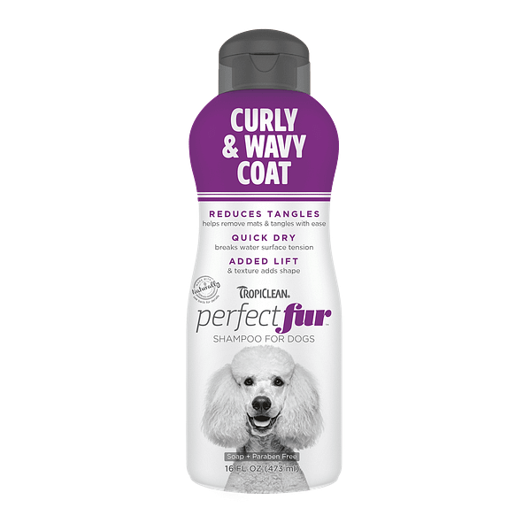 TropiClean looduslik seebivaba šampoon lokkis ja mahulise karvaga koertele 473 ml.