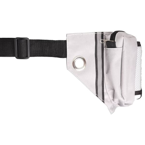 kott3 Flamingo vöökott nelja tasku ja veepudeliga, mille maht 500 ml.