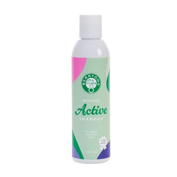 BerryOmg Refreshing Active Shampoo sügavpuhastav šampoon koertele aktiivsöega 200 ml.