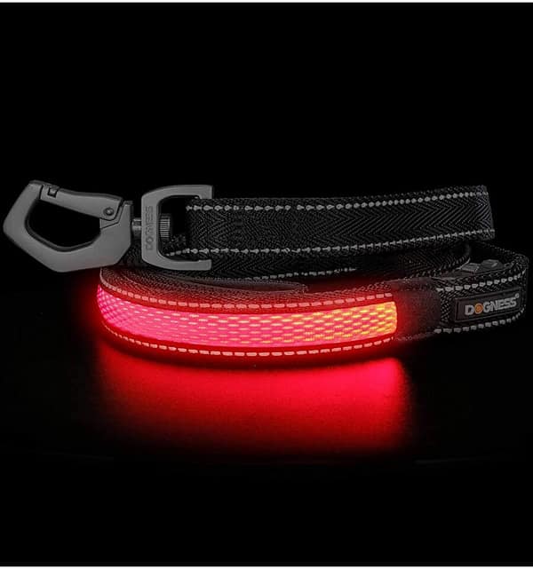 led-valgusega-tekstiilist-jalutusrihm-koerale-must LED-valgusega mustast tekstiilist jalutusrihm, 8 valgusrežiimi